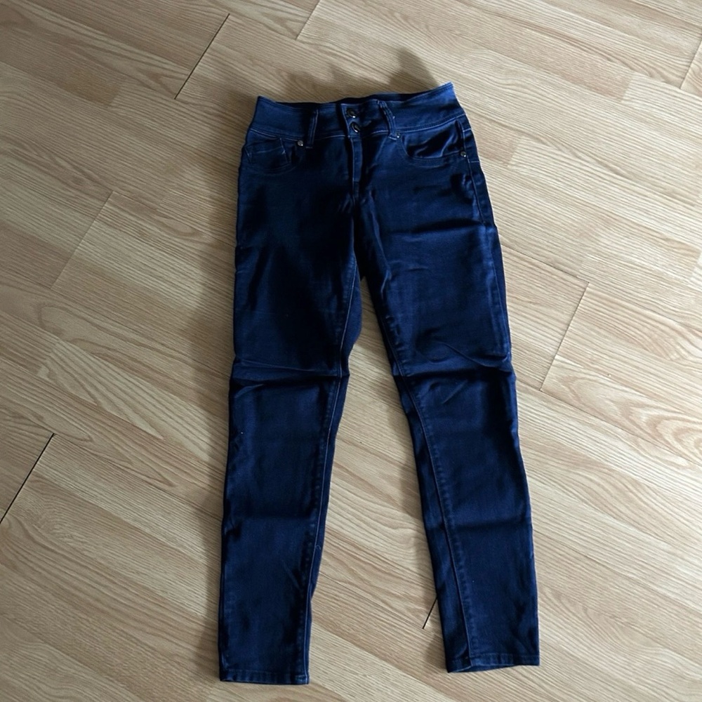 1822 Denim Dark Blue Buttoned Skinny Jeans Women’s 6
